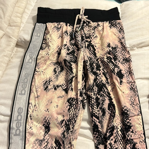 Bebe track suit - Picture 1 of 3